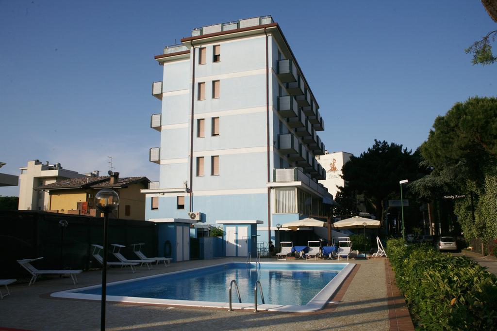 Hotel Primula Azzurra Червія Екстер'єр фото